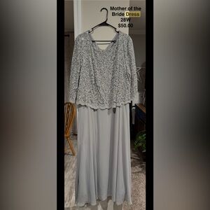Elegant Mother of the Bride, Lace Dress in Gray